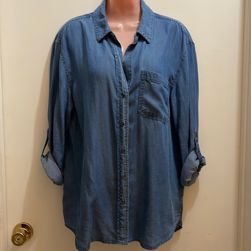 Westbound top size M